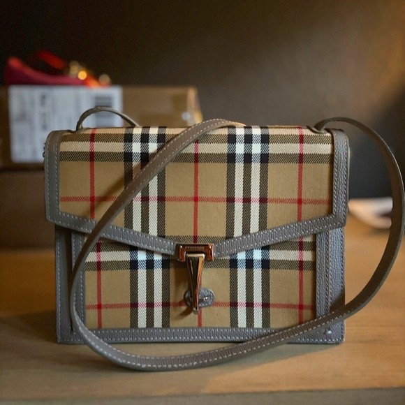 Burberry crossbody canvas and leather bag - Picture 1 of 8